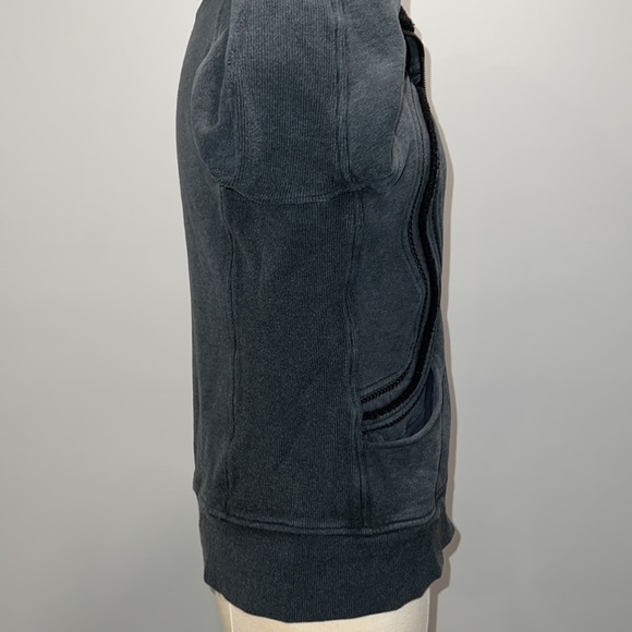 Lululemon Fleece Jacket, size 10 - Picture 10 of 13